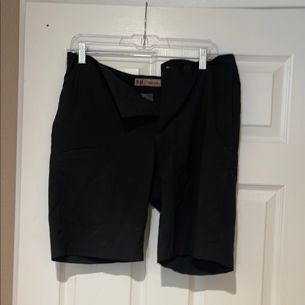 G.H. Bass & Co. Black Shorts